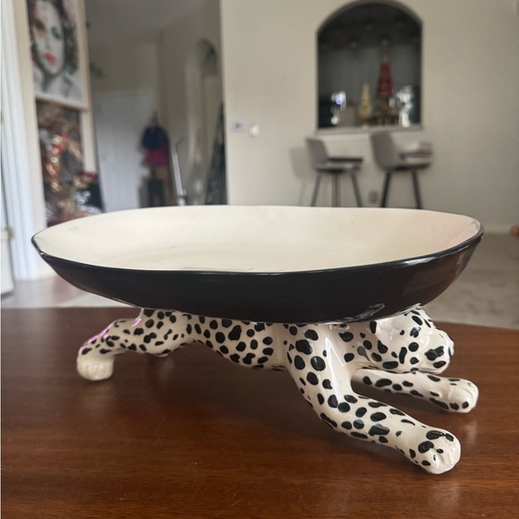 Pier 1 Spotted Cheetah Ceramic Serving Bowl Centerpiece Dish Black Cream Stand - Picture 9 of 11